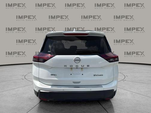 Everest White Pearl 2024 Nissan Rogue SV