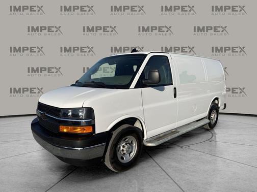 2024 Chevrolet Express 2500 RWD 2500 Regular Wheelbase WT