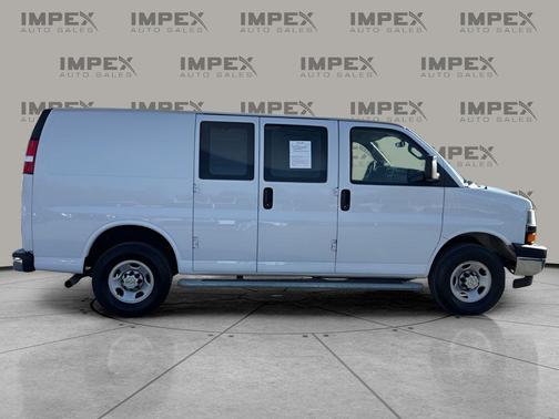 2024 Chevrolet Express 2500 RWD 2500 Regular Wheelbase WT