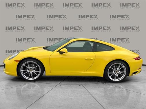 2018 Porsche 911 Carrera