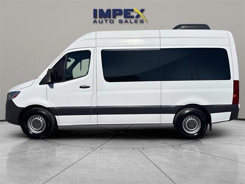 2022 Mercedes-Benz Sprinter 2500 Standard Roof