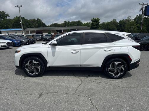 Quartz White 2022 Hyundai TUCSON SEL