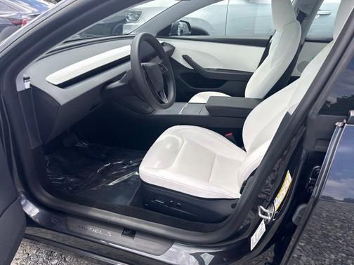 Black 2025 Tesla Model 3 Long Range