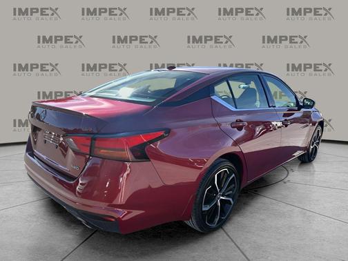 2025 Nissan Altima SR AWD