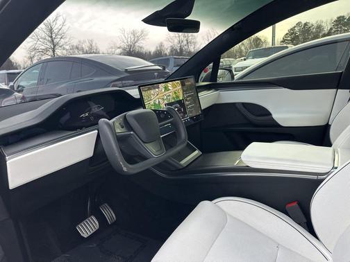 2023 Tesla Model X Plaid Tri Motor All-Wheel Drive