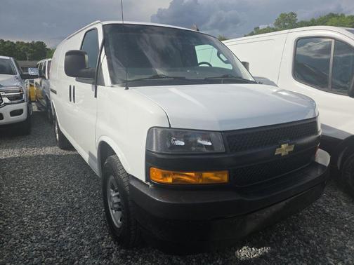 Summit White 2021 Chevrolet Express 2500 Work Van