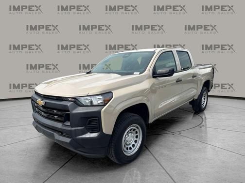 Sand Dune Metallic 2024 Chevrolet Colorado WT
