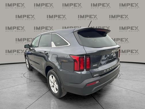 2022 Kia Sorento LX