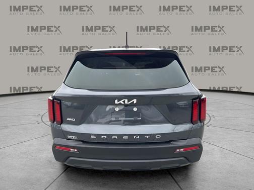 2022 Kia Sorento LX