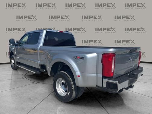 ICONIC SILVER 2024 Ford F-350 XLT