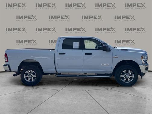 2023 RAM 2500 Big Horn Crew Cab 4x4 6'4' Box