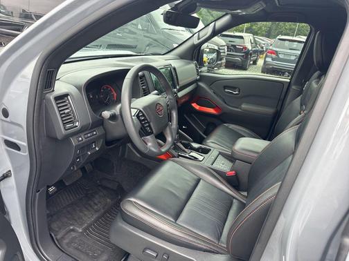 Boulder Gray Pearl 2024 Nissan Frontier PRO-4X