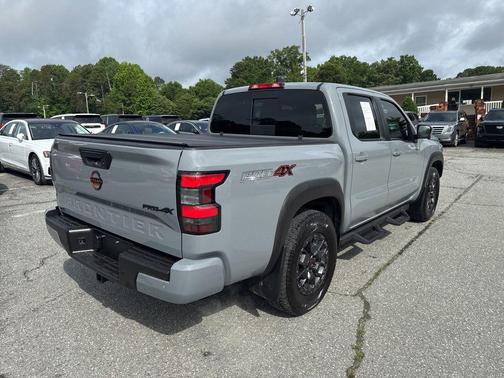 Boulder Gray Pearl 2024 Nissan Frontier PRO-4X