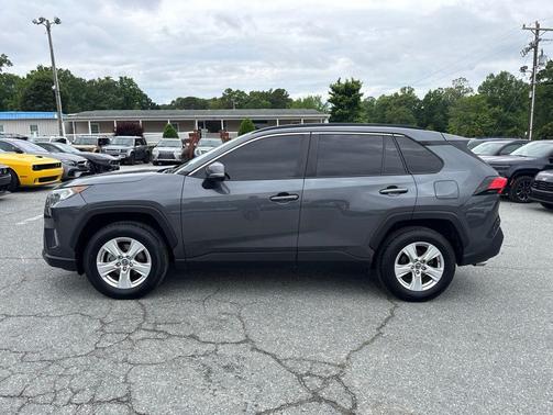 Magnetic Gray Metallic 2019 Toyota RAV4 XLE