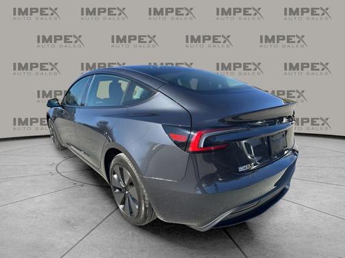 2025 Tesla Model 3 Long Range