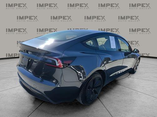 2025 Tesla Model 3 Long Range