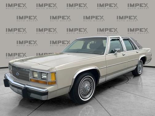 1988 Ford Crown Victoria LX