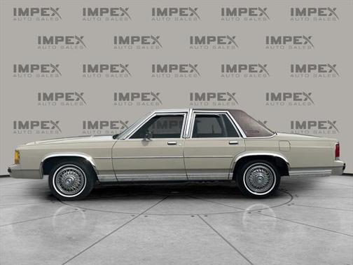 1988 Ford Crown Victoria LX