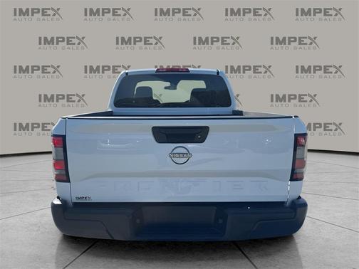 2024 Nissan Frontier S