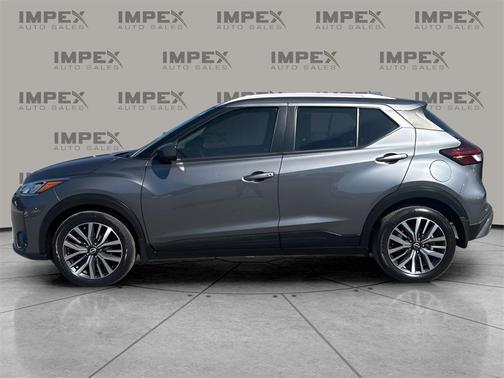 2022 Nissan Kicks SV