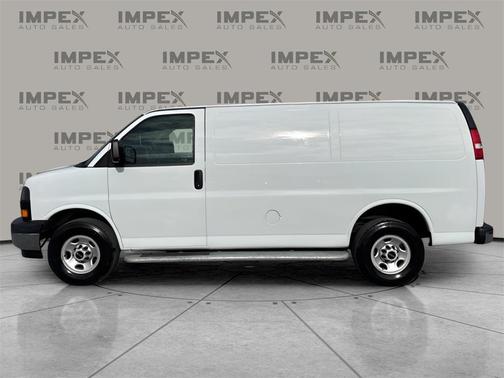 2023 GMC Savana 2500 Work Van