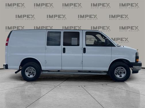 2023 GMC Savana 2500 Work Van