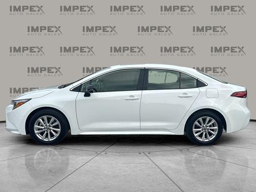 2024 Toyota Corolla Hybrid XLE