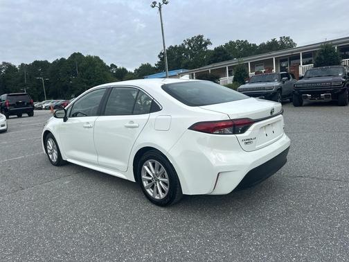 2024 Toyota Corolla Hybrid XLE