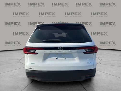 2025 Toyota Grand Highlander XLE