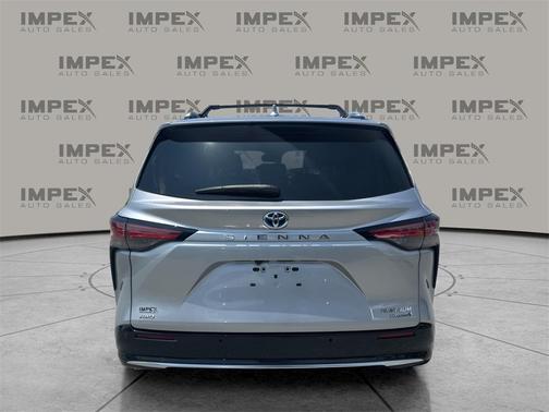 2021 Toyota Sienna Platinum 7 Passenger