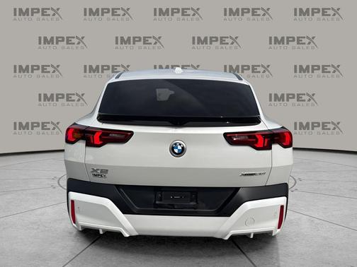 2025 BMW X2 xDrive28i