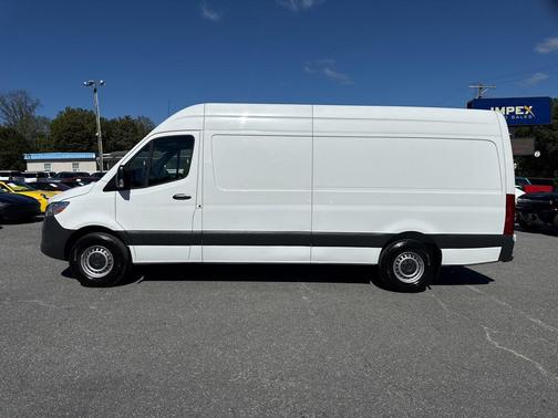 2023 Mercedes-Benz Sprinter 2500 High Roof