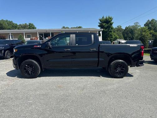Black 2021 Chevrolet Silverado 1500 Custom Trail Boss