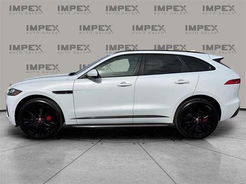 2018 Jaguar F-PACE S