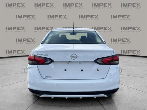 2024 Nissan Versa 1.6 S