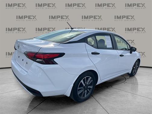 2024 Nissan Versa 1.6 S