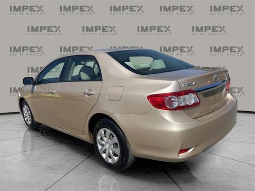 2011 Toyota Corolla LE