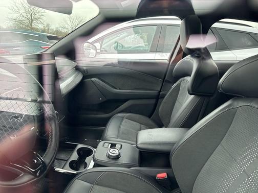 2022 Ford Mustang Mach-E GT