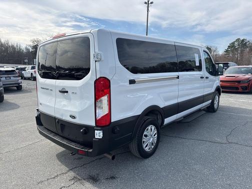 2024 Ford Transit-350 XLT
