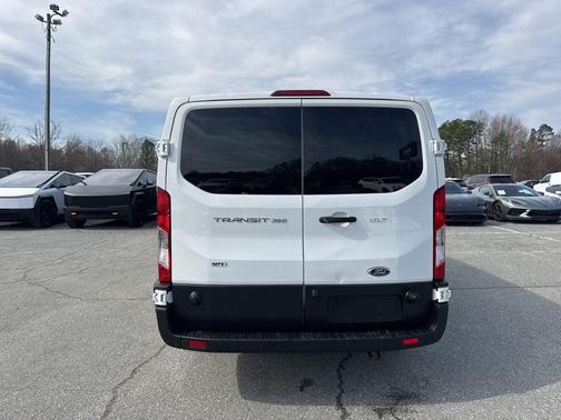 2024 Ford Transit-350 XLT