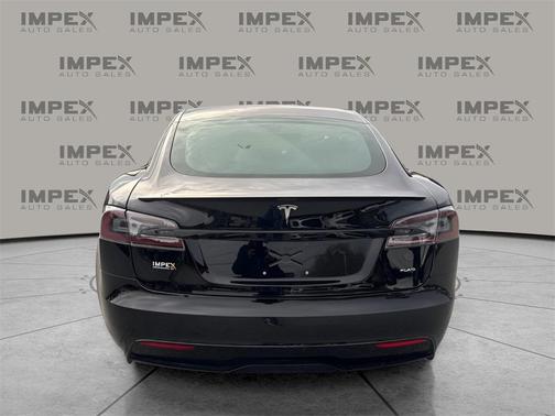 2021 Tesla Model S Plaid