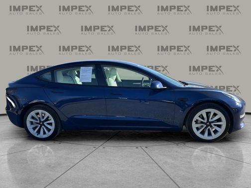 2022 Tesla Model 3 Long Range