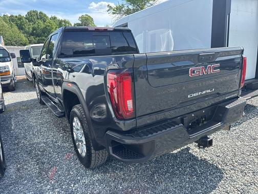 Hunter Green 2023 GMC Sierra 2500 Denali