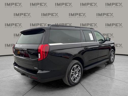 2025 Ford Expedition Max Active 4x2