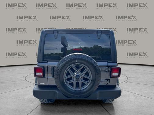 Granite Crystal Metallic Clearcoat 2025 Jeep Wrangler Sport S