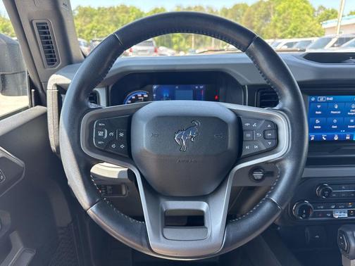 CACTUS GRAY 2022 Ford Bronco Black Diamond