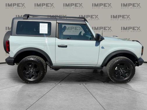 CACTUS GRAY 2022 Ford Bronco Black Diamond