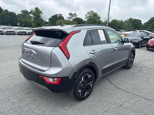Steel Gray 2025 Kia Niro EV Wind