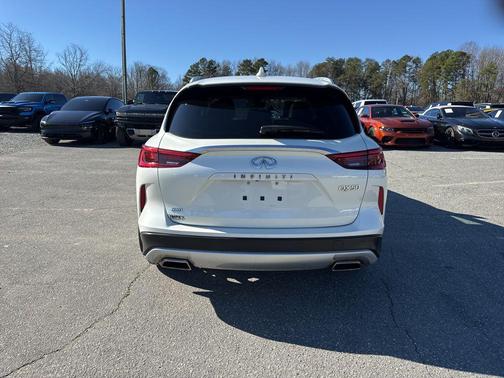 2019 INFINITI QX50 ESSENTIAL