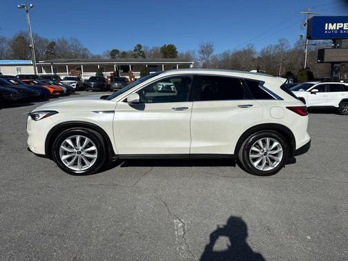 2019 INFINITI QX50 ESSENTIAL